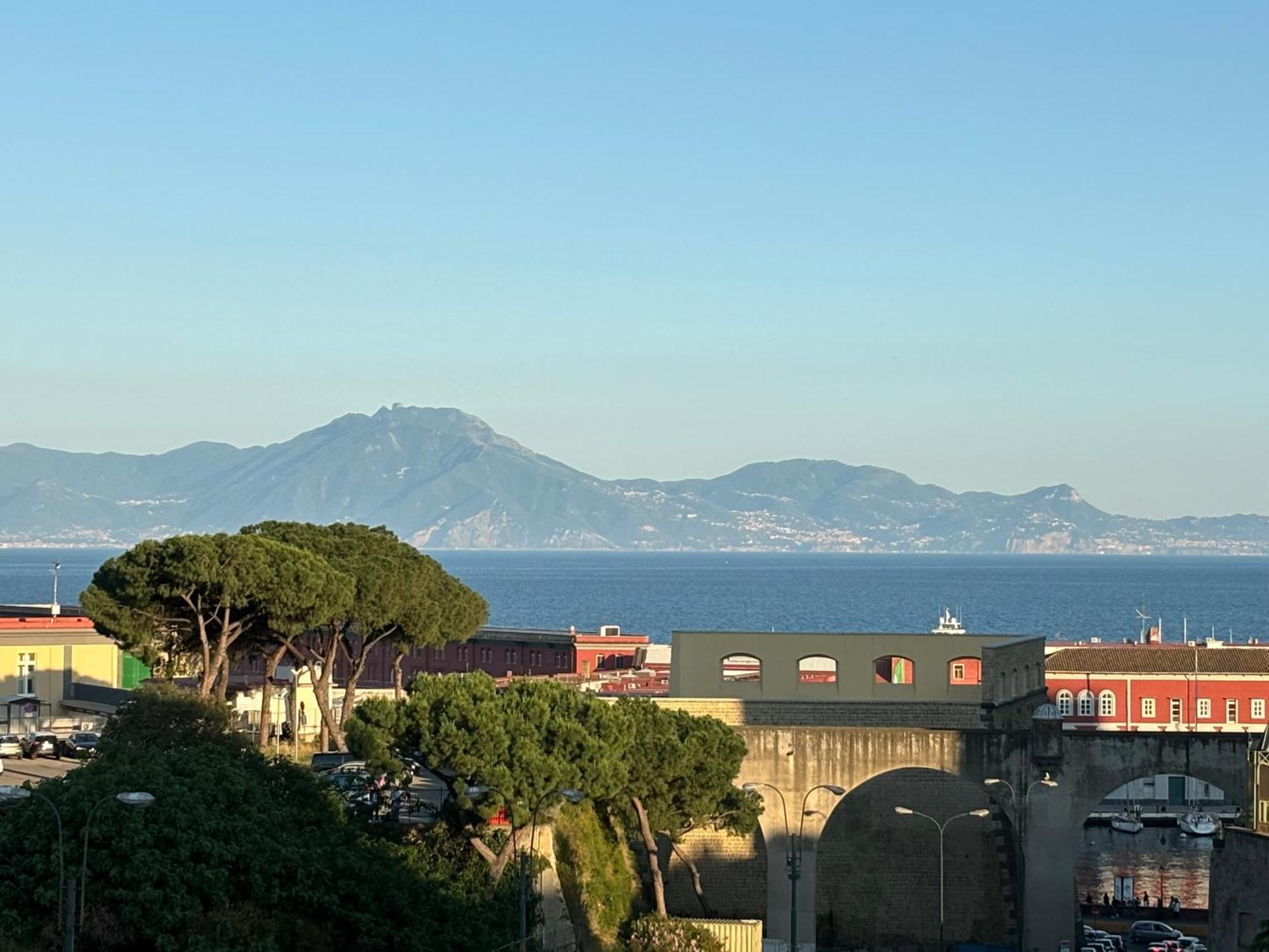 Il Mastio Guesthouse Napoli Bagian luar foto