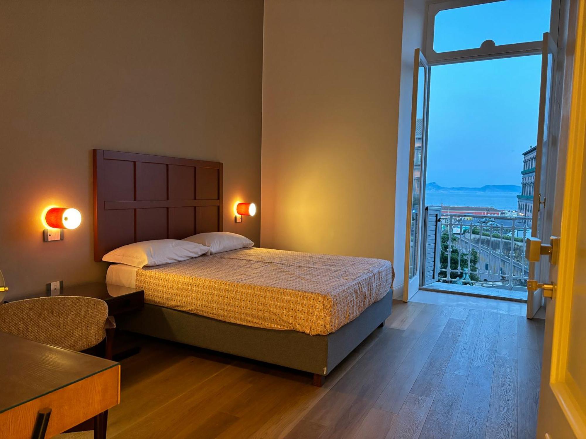 Il Mastio Guesthouse Napoli Bagian luar foto