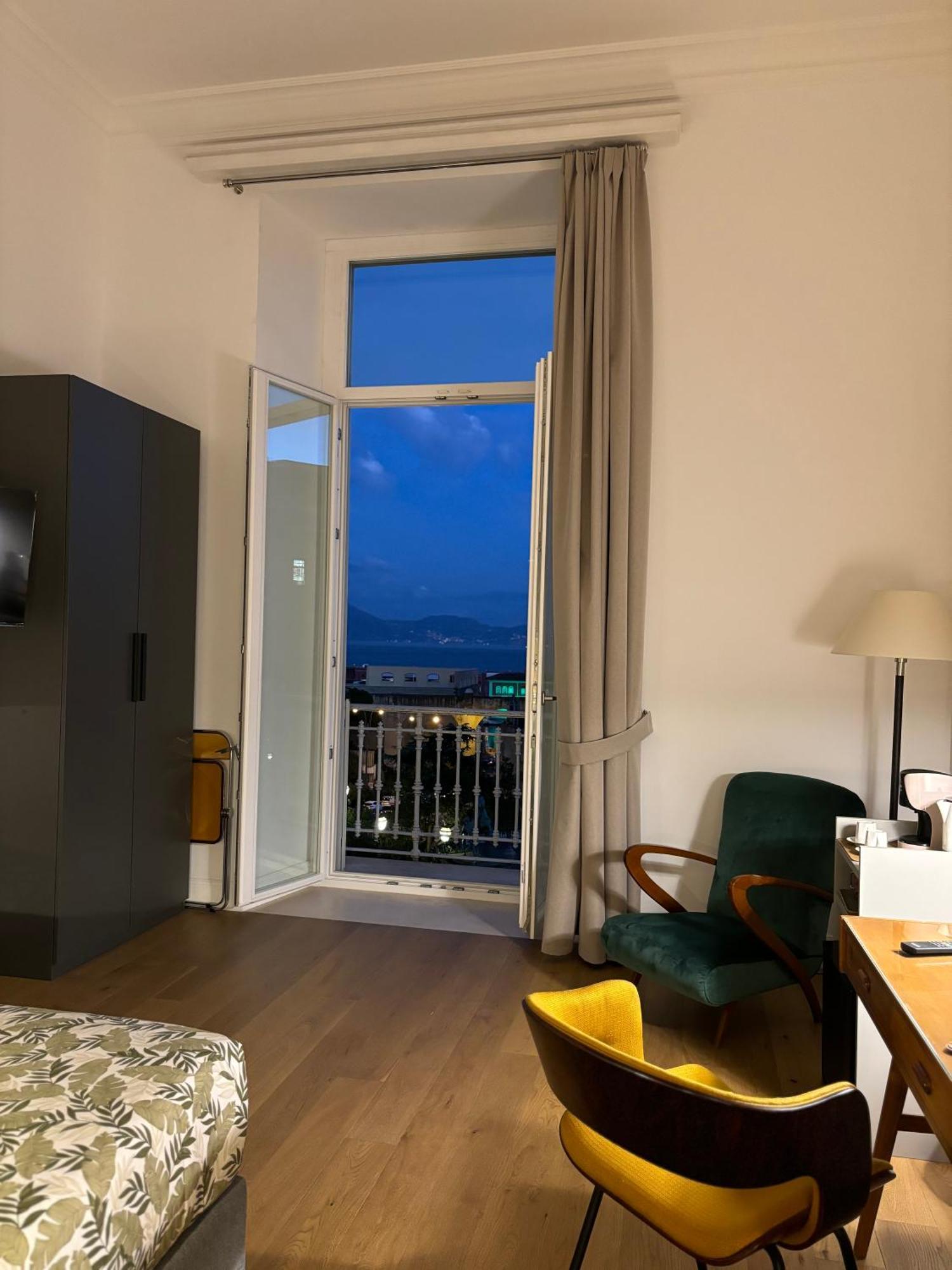 Il Mastio Guesthouse Napoli Bagian luar foto